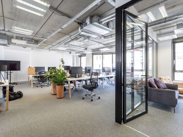 Open space dans les bureaux de Heetch