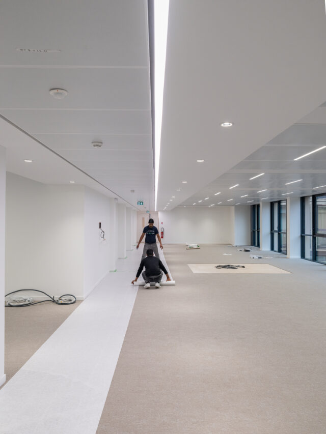 bureau Brevo design and build pendant