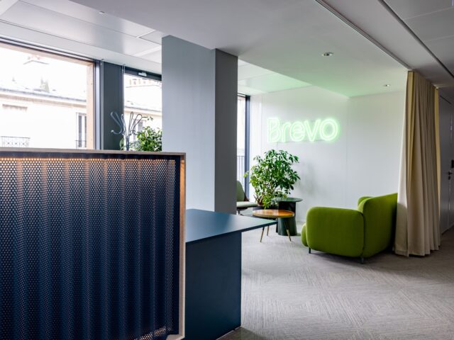 Signalétique accueil entreprise Brevo