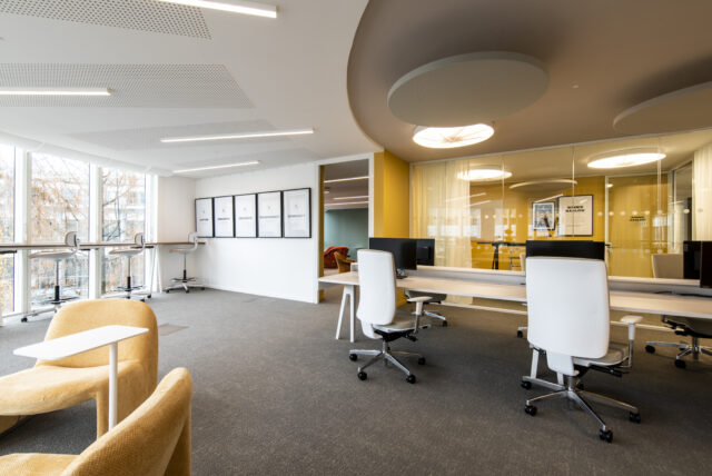Couleur de peinture pour vos bureaux : choisir selon vos espaces, votre marque et vos équipes